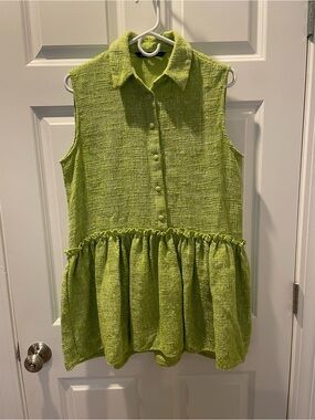 Zara Sleeveless Collared Peplum Dress in Lime